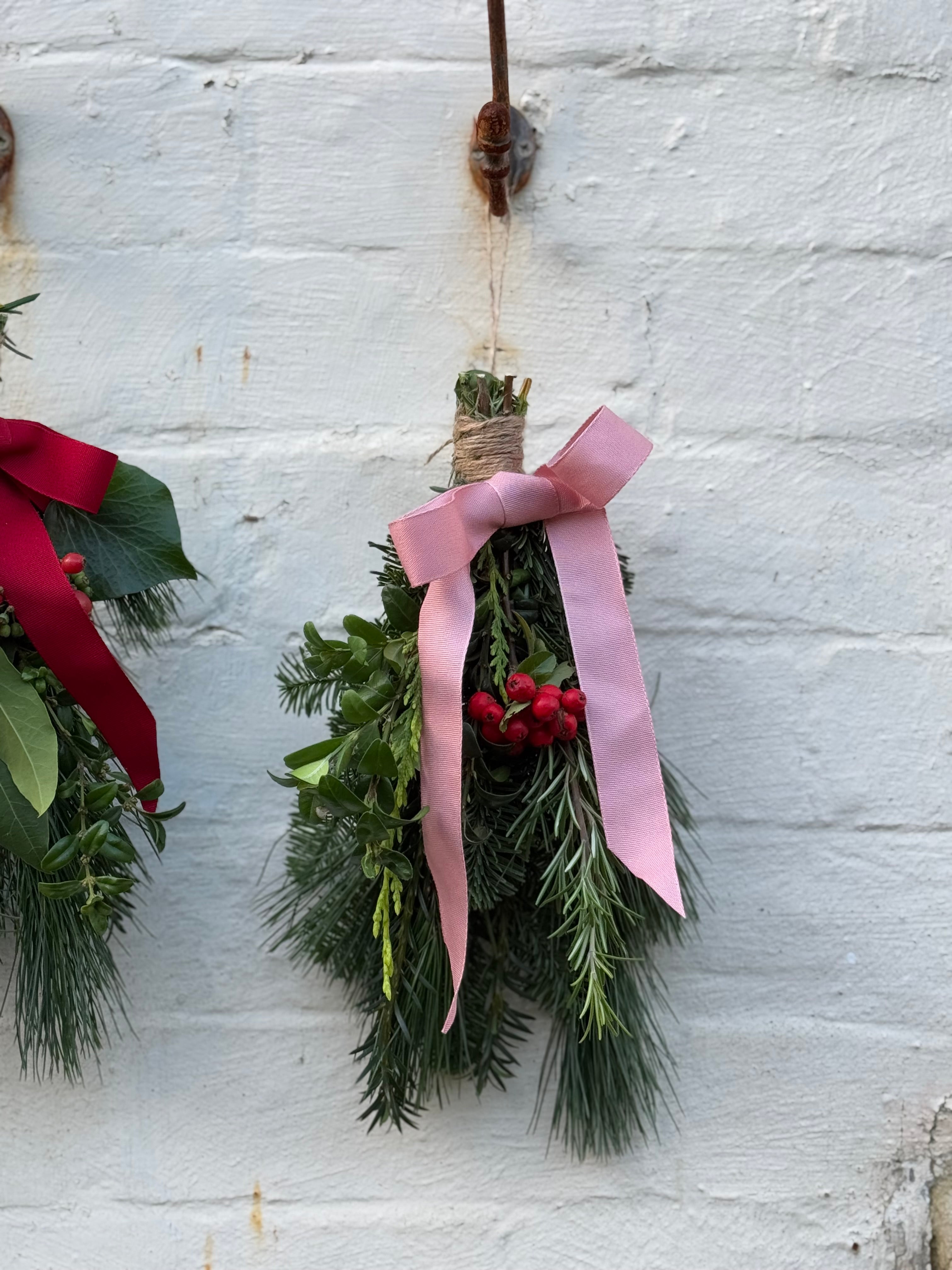 Mini Christmas Swag (single)