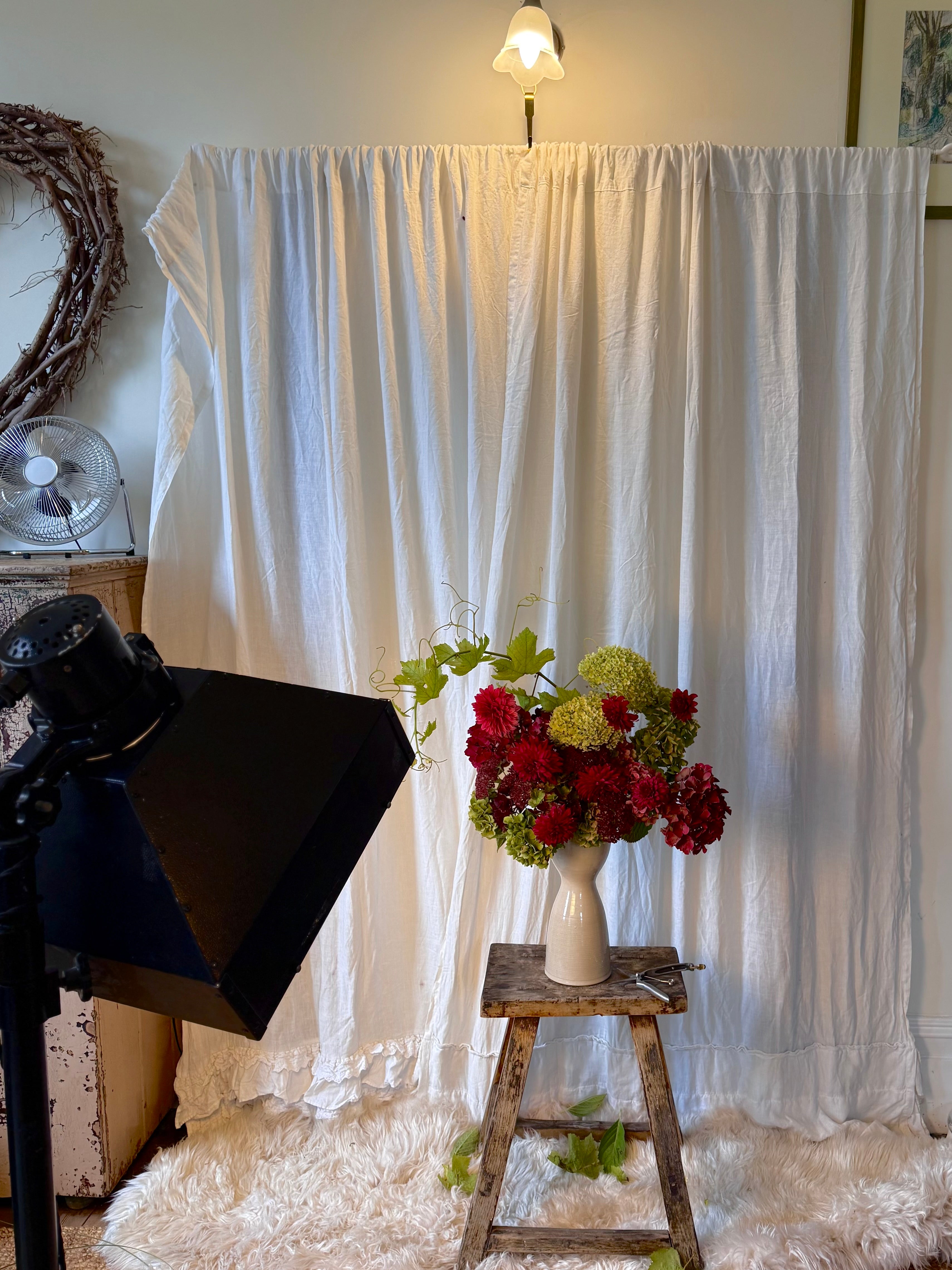 Deluxe Pinot Arrangement