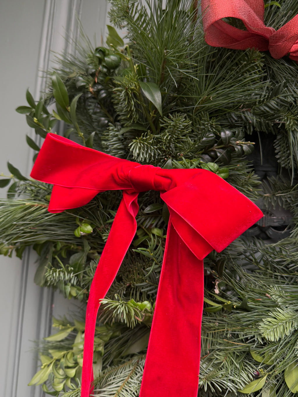 Wreath Base (Plain) and Bow Selection